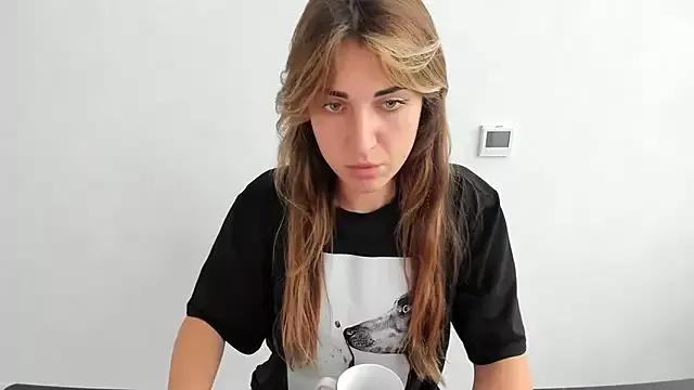 Summmmersky from StripChat