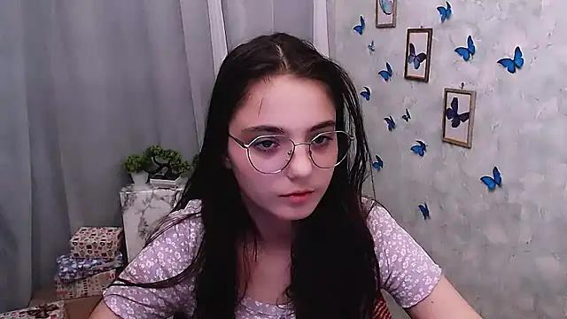Sun_Shine__ from StripChat is Freechat