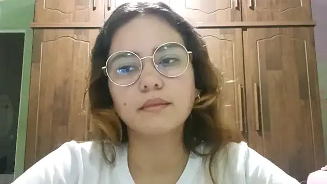 SusanaGuys from StripChat is Freechat