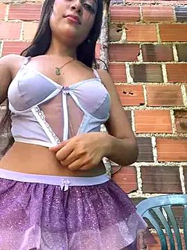 Sweed-virgin-pussy from StripChat is Freechat