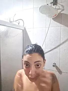 Sweet-diamondxxx from StripChat is Freechat