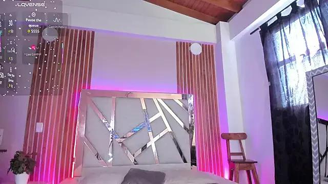 Customizable and immersive - Activate your taste buds and check-out our delicious choice of bondage cams streams with excited models getting their amazing bodies screwed with their beloved sex toys.