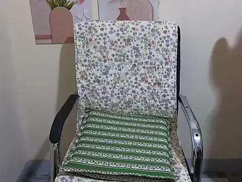 Sweetest_Zara18xx from StripChat is Freechat