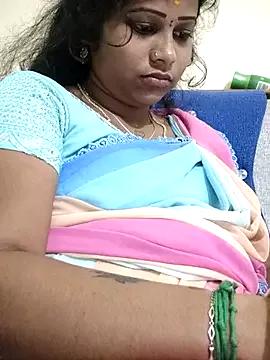 sweetqueen143 from StripChat is Freechat