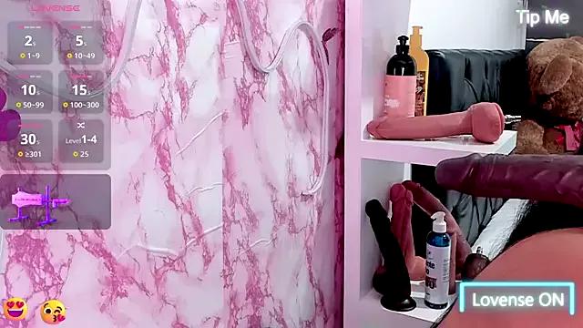 sweetyblowjob19_ from StripChat is Freechat