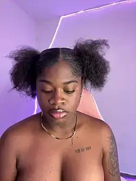 Tamara_Lubezkii from StripChat is Freechat