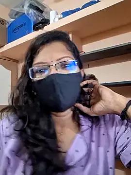 Tamil_rose from StripChat is Freechat