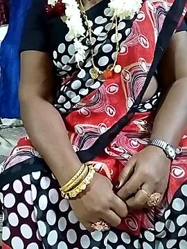tamiltady from StripChat is Freechat