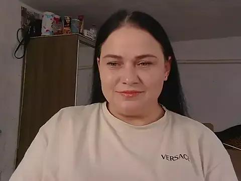 TammyAh from StripChat is Freechat