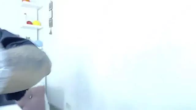 Tammyymilf from StripChat is Freechat