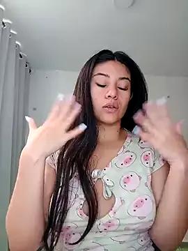 tara20_ from StripChat is Freechat