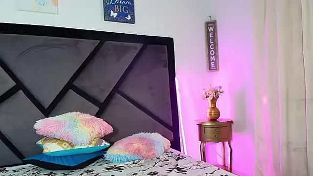 Customizable and immersive - Activate your taste buds and check-out our delicious choice of bondage cams streams with excited models getting their amazing bodies screwed with their beloved sex toys.