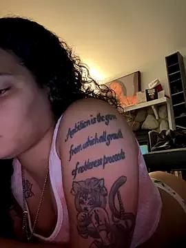 tastylolaaa from StripChat is Freechat