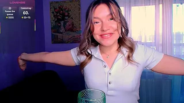 TaylorBre from StripChat is Freechat