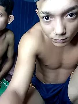 Photos of tayson_ from StripChat is Freechat