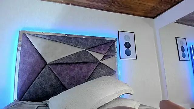 Customizable and immersive - Activate your taste buds and check-out our delicious choice of bondage cams streams with excited models getting their amazing bodies screwed with their beloved sex toys.
