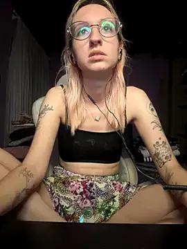 thebunnydark from StripChat is Freechat