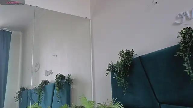 THEO__GREEN from StripChat is Freechat
