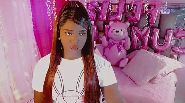 TheperfectblackTS from StripChat is Freechat