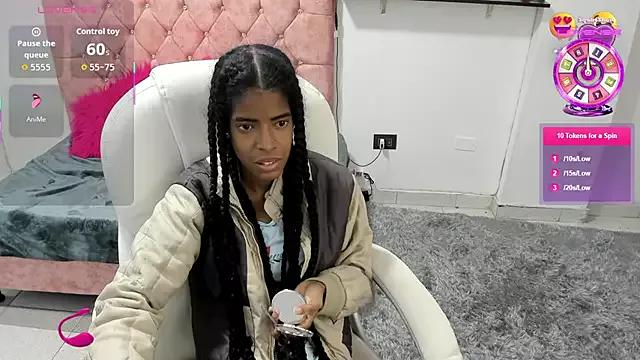 thianahorny from StripChat is Freechat