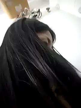 Thikshow2k from StripChat is Freechat