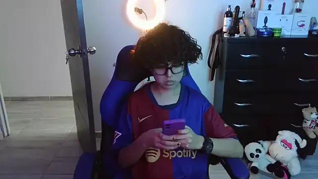 Customizable and immersive - Activate your taste buds and check-out our delicious choice of bondage cams streams with excited models getting their amazing bodies screwed with their beloved sex toys.