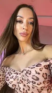 tina_akira from StripChat is Freechat
