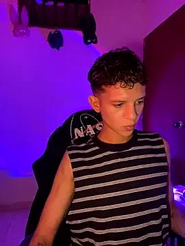 tylernova from StripChat is Freechat