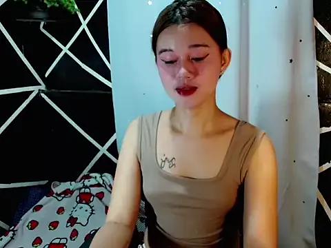 urgirl_mikah from StripChat is Freechat