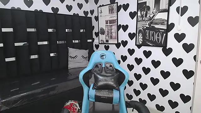 Customizable and immersive - Activate your taste buds and check-out our delicious choice of bondage cams streams with excited models getting their amazing bodies screwed with their beloved sex toys.