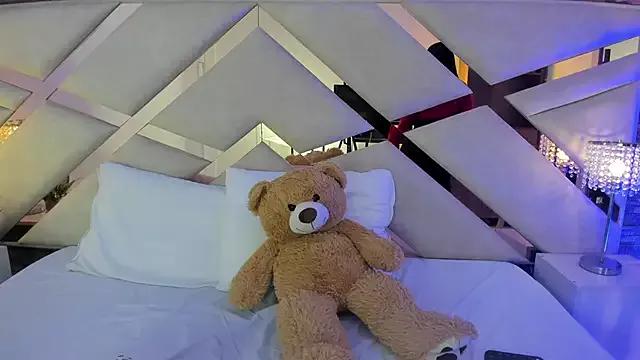 Customizable and immersive - Activate your taste buds and check-out our delicious choice of bondage cams streams with excited models getting their amazing bodies screwed with their beloved sex toys.