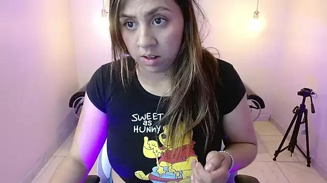 Valery_Curves_ from StripChat is Freechat