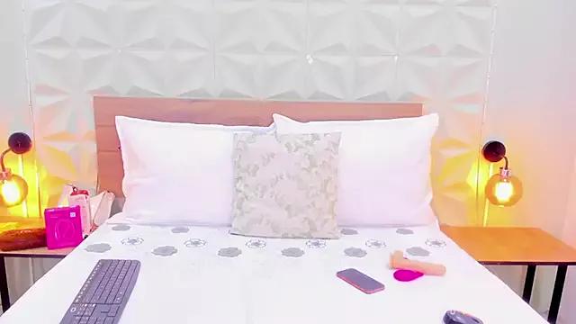 Customizable and immersive - Activate your taste buds and check-out our delicious choice of bondage cams streams with excited models getting their amazing bodies screwed with their beloved sex toys.