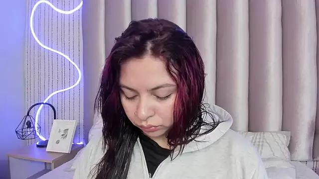VALERYESANDERS from StripChat is Freechat