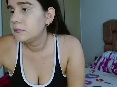 vanessa_hot69_ from StripChat is Freechat