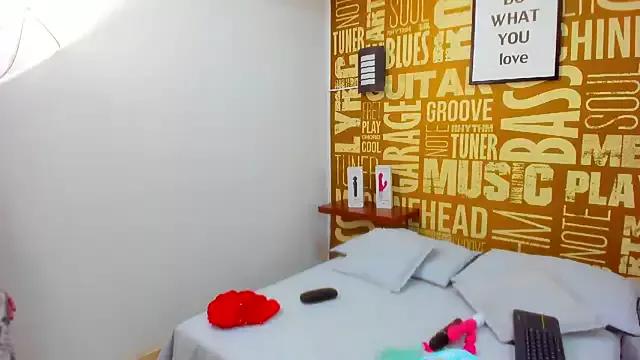 Customizable and immersive - Activate your taste buds and check-out our delicious choice of bondage cams streams with excited models getting their amazing bodies screwed with their beloved sex toys.