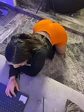 Victoria14_ from StripChat is Freechat