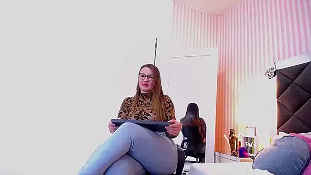 Customizable and immersive - Activate your taste buds and check-out our delicious choice of bondage cams streams with excited models getting their amazing bodies screwed with their beloved sex toys.