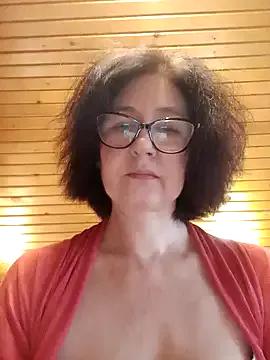 vikimoon11 from StripChat is Freechat