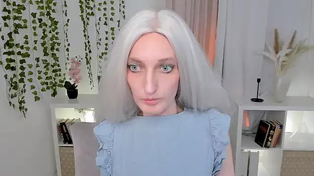 ViktoriaClark from StripChat is Freechat