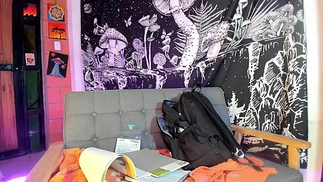 Violetaa_Leee from StripChat is Freechat