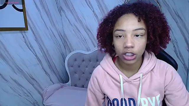 Violeth_b from StripChat