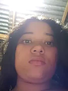 Violethroos from StripChat is Freechat