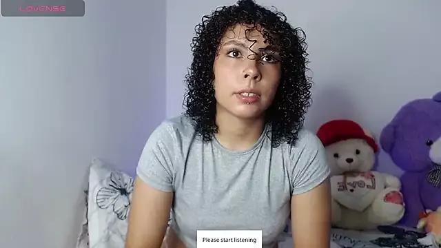 ViolettaMiller_ from StripChat is Freechat