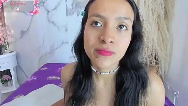 violettawatson from StripChat is Freechat