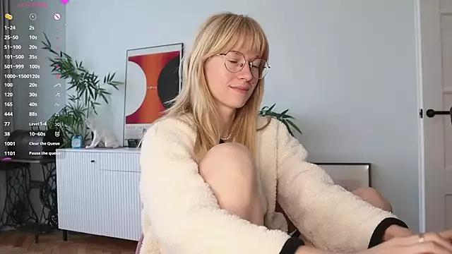 Customizable and immersive - Activate your taste buds and check-out our delicious choice of bondage cams streams with excited models getting their amazing bodies screwed with their beloved sex toys.