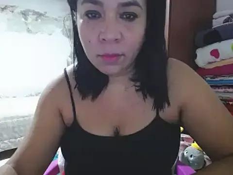 whore_kinky from StripChat is Freechat