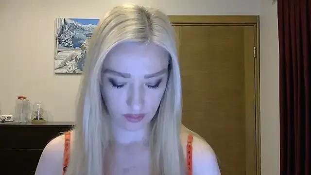Wild_Silk_Desire from StripChat is Freechat