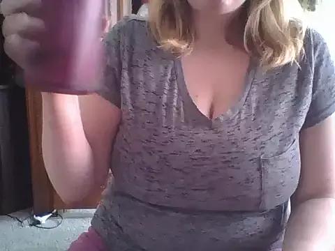 WildGal_2025 webcams show profile image 