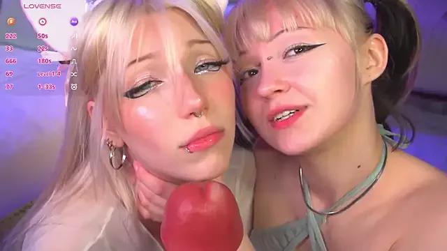 Wildneck from StripChat is Freechat